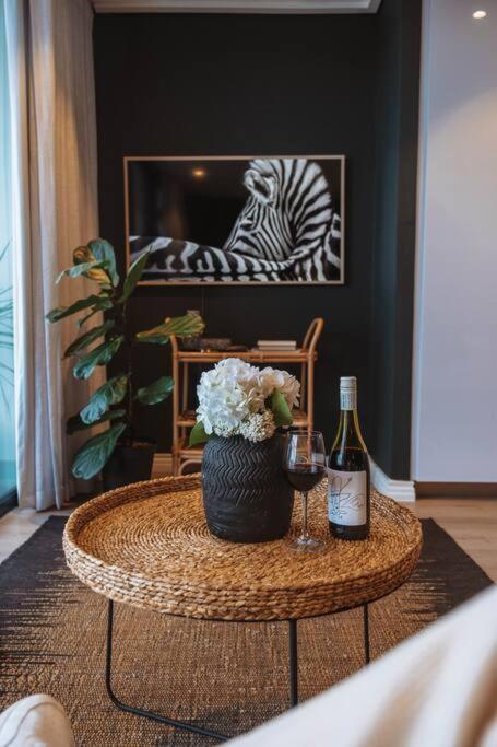 "Lykke On Bree" - Unique Apartment With Stunning Table Mountain Views Cape Town Dış mekan fotoğraf