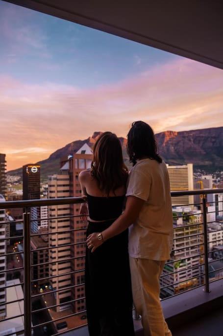 "Lykke On Bree" - Unique Apartment With Stunning Table Mountain Views Cape Town Dış mekan fotoğraf